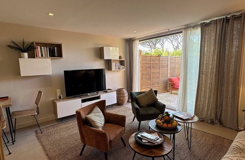 Cote d'Azur- French Riviera Apartment | Fully restored garden apartment