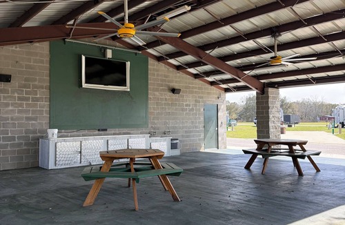 Theodore RV Rental | fully set up camper ready to go, located at Homestead RV Community park