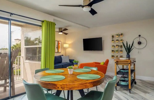 Historic Downtown Melbourne Condo | Fully stocked condo, balcony overlooking marina, walking distance to downtown
