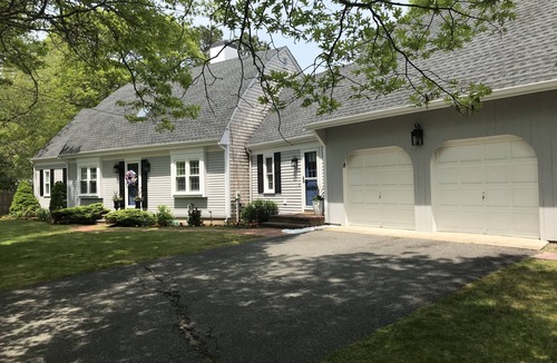 Osterville House | Fun & Sun in Osterville MA - Sleeps 10, Beach Pass
