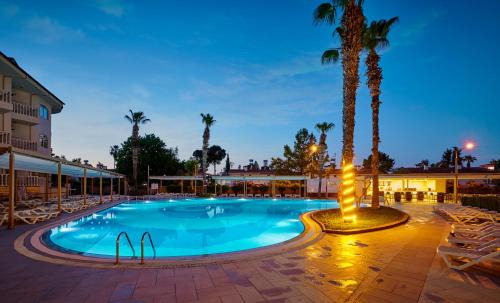 Camyuva Hotel | Fun Sun Smart Lurea Beach