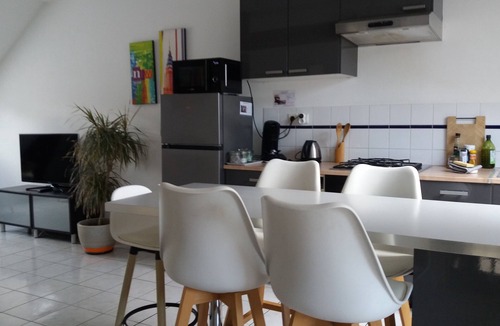 Janze Apartment | Functional, bright and quiet apartment in the center of Janzé