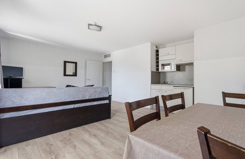 Grasse Apartment | Functional Holiday Base in Grasse