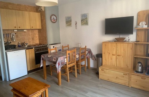 Valloire Apartment | Functional studio for 4, West facing in Valloire