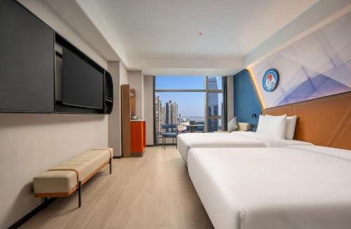 Nanchang Hotel | FunGee High-Altitude River View Hotel, Nanchang Honggutan Jiangxi Provincial Museum Branch