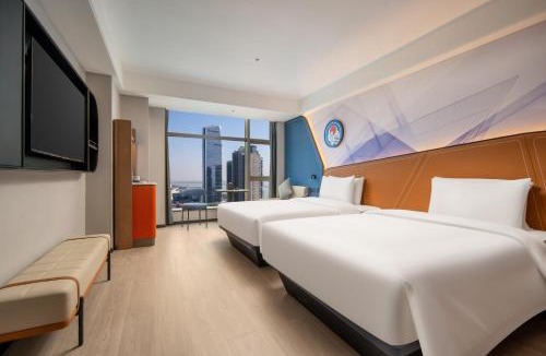 Nanchang Hotel | FunGee High-Altitude River View Hotel, Nanchang Honggutan Jiangxi Provincial Museum Branch