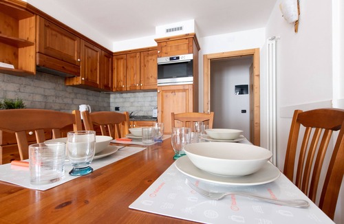 Bormio Apartment | Funivia 2 - Two Bedroom Apartment, Sleeps 6