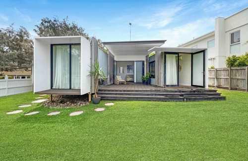 Buddina House | Funky Beachfront House Opposite Kawana Surf Club