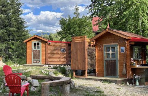 Nelson Ski Chalet | Funky Bunky