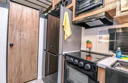 Winter Garden House | FunTropicalTinyHomeGolfCartLake