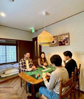 Fukushima Villa | Funyado,Spacious 5BR Home,2 Bathrooms,3 Toilets,Private Garage,Direct KIX,Near USJ,Umeda & Foodie Hub
