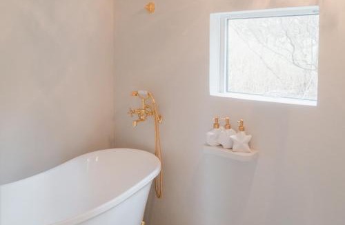 Iwami Villa | furaha