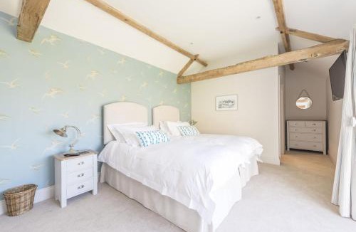 Abbotsbury House | Furlongs