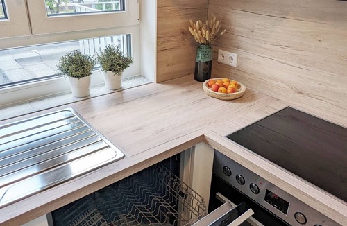 Sindelfingen Apartment | Furnished 3-room apartment with balcony