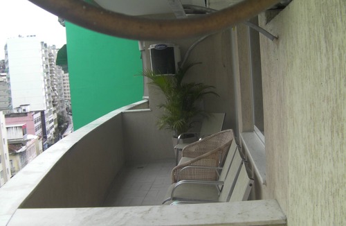 Catete Apartment | Furnished 65m² 2-bedroom apartment in Catete, available for the 2026 Carnival season.
