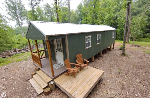 Honea Path Cabin | Furnished charming 1-bedroom cabin near Greenville in peaceful Honea Path.