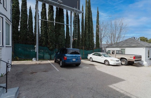 Studio City Apartment | Furnished Cozy Studio in Studio City #6