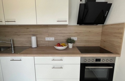 Sindelfingen Apartment | Furnished, modern apartment with balcony