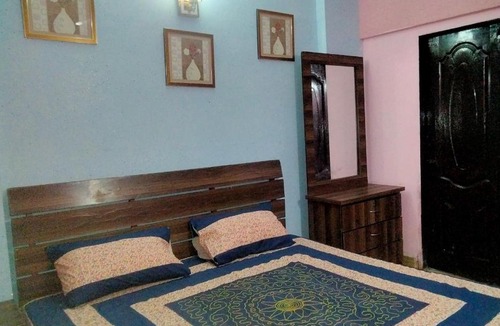 Gulshan-e-Iqbal House | Furnished Rooms