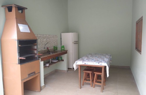 Ipiranga Apartment | Furnished studio apartment with pool and leisure area near Martim de Sá beach.
