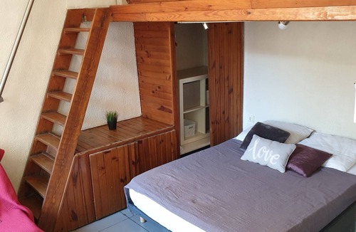 Notre-Dame du Mont Apartment | Furnished Studio Marseille 6th center 15 mins from the beach 2/4P