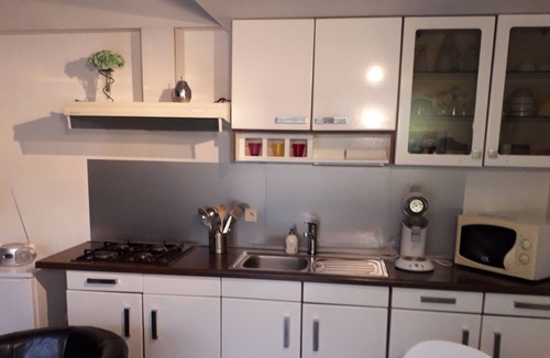 Wepion Apartment | furnished studio with private entrance and terrace