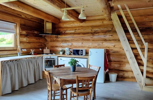 Savas Ski Chalet | Fuste in Ardèche Verte! Ideal for a quiet stay with family or friends