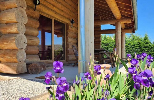 Savas Ski Chalet | Fuste in Ardèche Verte! Ideal for a quiet stay with family or friends