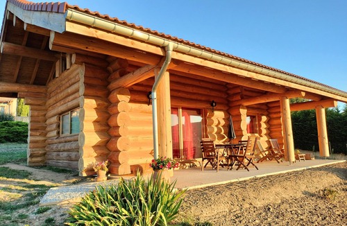 Savas Ski Chalet | Fuste in Ardèche Verte! Ideal for a quiet stay with family or friends