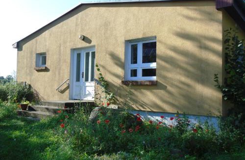 Gielow Apartment | Futterhaus neben der Wasserburg Liepen