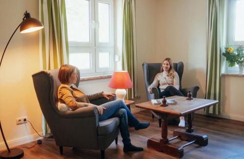 Gielow Apartment | Futterhaus neben der Wasserburg Liepen