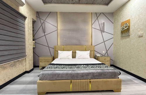 Gujrat Hotel | Future Residency
