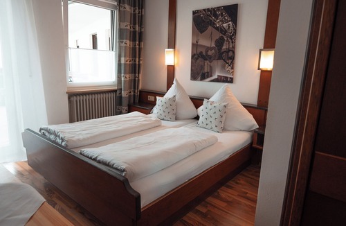 Kipfenberg Bed & Breakfast | Gästehaus - Kipfenberg