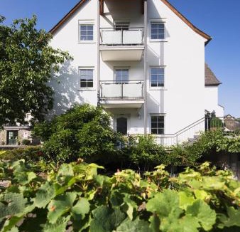 Trittenheim Bed & Breakfast | Gästehaus mit Weitblick im Weingut Christoph Clüsserath und Bernhard Eifel