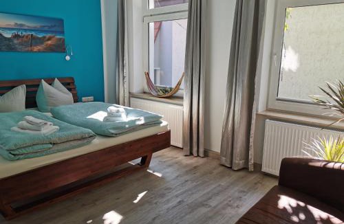 Warnemuende House | Gästehaus Twee Linden