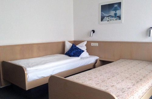 Gueglingen Bed & Breakfast | Gästehause Löwen
