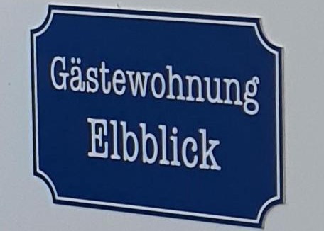 Kreinitz Apartment | Gästewohnung Elbblick - Reinkommen, Wohlfühlen und den Ausblick genießen