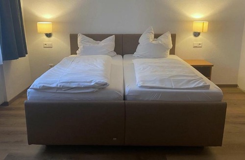Furstenfeldbruck District House | Gästezimmer Drexl