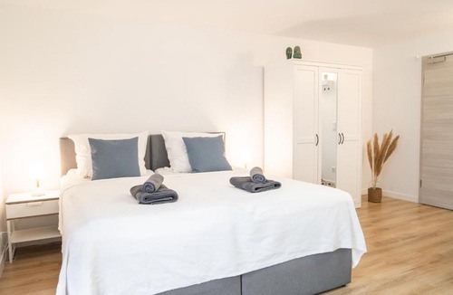 Ebersberg District Apartment | Gästezimmer ROSS