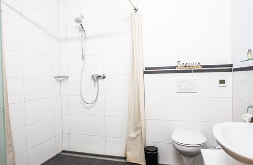 Ebersberg District Apartment | Gästezimmer ROSS