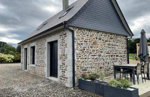 Saint-Quentin-les-Chardonnets House | Gîte Confortable pour 2 avec Terrasse et WIFI en Normandie - FR-1-497-253