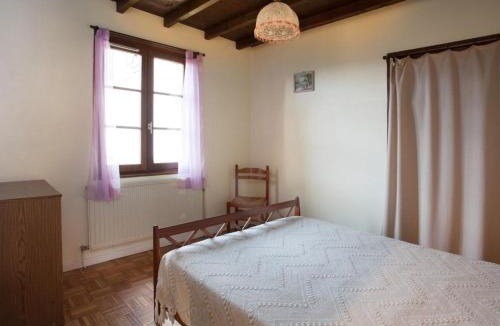 Saint-Medard-en-Forez House | Gîte 65 m² avec cheminée, terrasse et jeux pour enfants - FR-1-496-283
