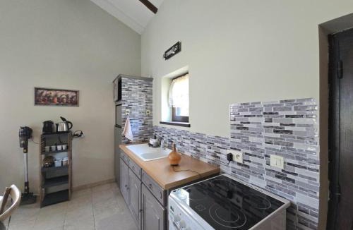 Sainte-Sabine-Born House | Gîte Authentique Calme avec Piscine et Jardin Privé - FR-1-616-474