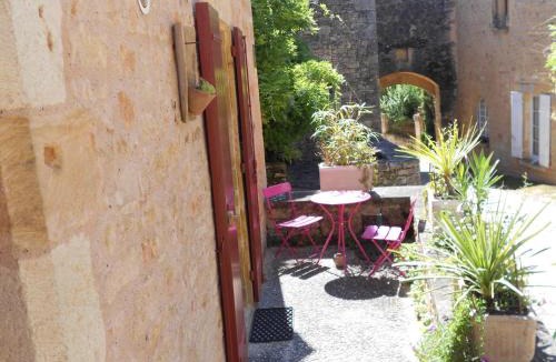 Biron House | Gîte bironais "studio"