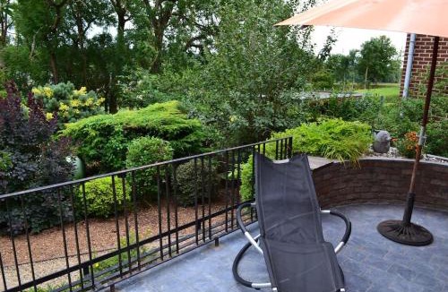 Buissonville House | Gîte Blanc Bleu Sauna et jacuzzi privatif borne de recharge