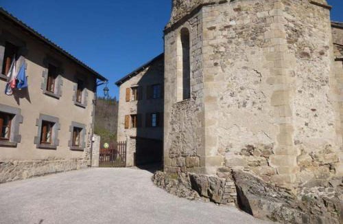 Saint-Vert House | Gîte charmant 5 pers. à Saint-Vert: nature, calme, proche rivières et sites touristiques - FR-1-582-223