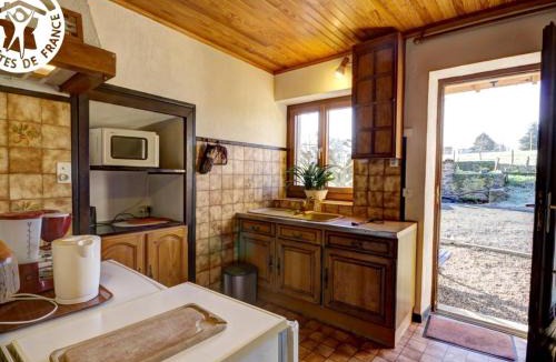 Saint-Chamond House | Gîte charmant avec WIFI et terrasse, à 15 min de Saint-Étienne - FR-1-496-41