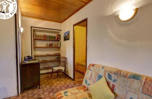 Saint-Chamond House | Gîte charmant avec WIFI et terrasse, à 15 min de Saint-Étienne - FR-1-496-41