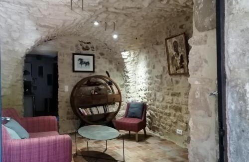 Bourdic Apartment | Gîte d'Emeline