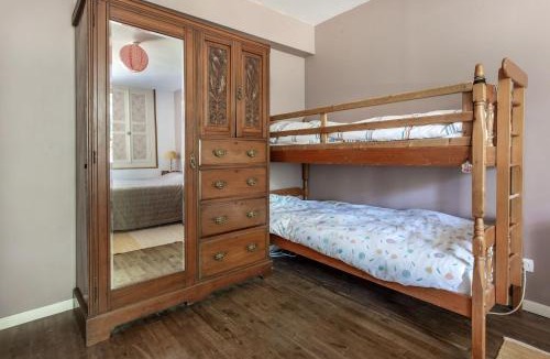 Saint-Sulpice-de-Ruffec House | Gîte De Chez Chenon